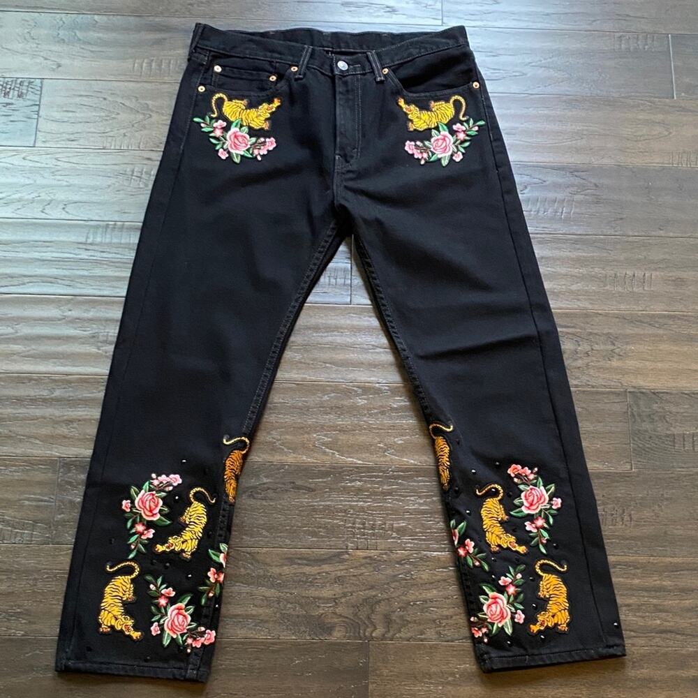 Upcycled Levi’s Jeans Mens Sz 38 Black Tiger and Rose Patchwork Rhinestones